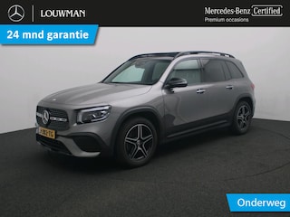 Mercedes-Benz GLB 200 AMG Nightpakket | Panoramadak | Trekhaak | Memory | Keyless Go | Sfeerverlichting | Stoelverwarming | Inclusief 24 maanden Mercedes-Benz Certified garantie voor Europa.