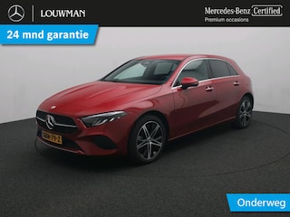 Mercedes-Benz A-klasse 250 e Plug-In Hybride Luxury | Trekhaak | Distronic | Keyless Go | Alarm | Stuur- en Stoelverwarming | Dode Hoek Ass | Inclusief 24 maanden Mercedes-Benz Certified garantie voor Europa.