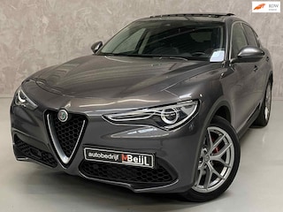 Alfa Romeo Stelvio 2.0 T 280 PK AWD First Edition /Pano /Eerste eigenaar/Trekhaak /Camera