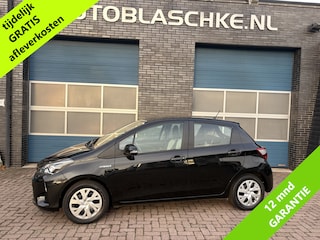 Toyota Yaris 1.5 Hybrid Active, navi, cruise, climate control