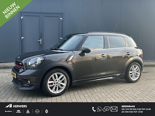 Mini Countryman 1.6 John Cooper Works ALL4 Chili / Navigatie / Airco Automatisch / Schuif Kantel Dak / All Season Banden / Lederen Bekleding / Stoelverwarming /