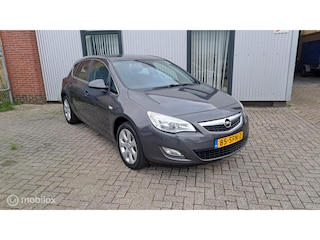 Opel Astra 1.4 Turbo Edition