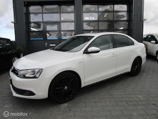 Volkswagen Jetta 1.4 TSI Hybrid Highline Camera Trekhaak NL auto