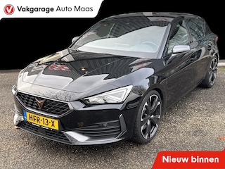 Cupra Leon 1.4 e-Hybrid Essential 19 Inch LM/ Stuur/Stoelverwarming/ Parkeersensor achter/ Apple carplay
