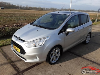 Ford B-MAX 1.0 EcoBoost Titanium