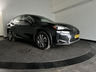 Lexus UX 300e Business 54 kWh Elektrisch Rijden in Stijl | Nette auto | Apple Carplay / Android Auto