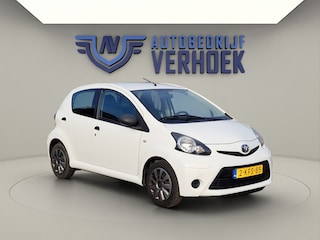 Toyota Aygo 1.0 VVT-i Comfort 5-Deurs - Airco - NL Auto