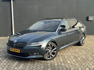 Skoda Superb Combi 1.4 TSI Sportline, Pano, LED Matrix, Trekhaak, Carplay