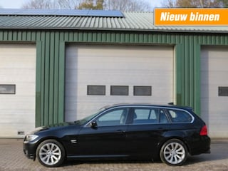 BMW 325xi Luxury Line xDrive
