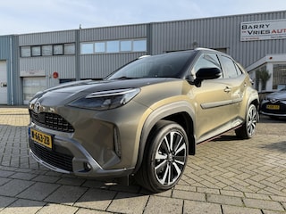 Toyota Yaris Cross 1.5 Hybrid | Voorruitverwarming | Head-up display | Trekhaak | Stuurwielverwarming | Adaptive Cruise Control | Achteruitrijcamera |