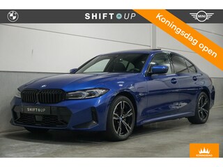 BMW 330e M-Sport | Schuifdak | Head Up | Adapt. Cruise Control