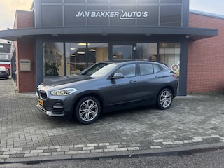 BMW X2 sDrive18i Executive ✅ Stoelverwarming ✅ NaviPro ✅ Clima ✅