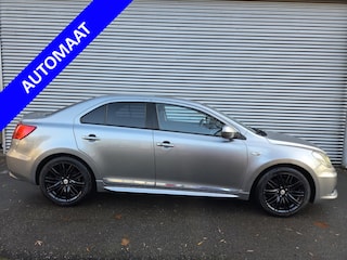 Suzuki Kizashi 2.4 Sport AUTOMAAT/ AWD/ Trekhaak/ Schuif/kanteldak