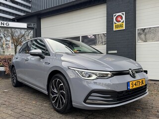 Volkswagen Golf 1.5 eTSI Style