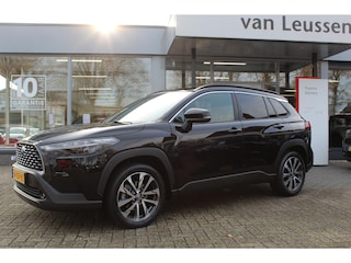Toyota Corolla Cross 2.0 High Power Hybrid First Edition STOELVERW BLIND-SPOT LM-VELGEN KEYLESS ELEK-ACHTERKLEP APPLE/ANDROID AD-CRUISE PARK-SENSOREN