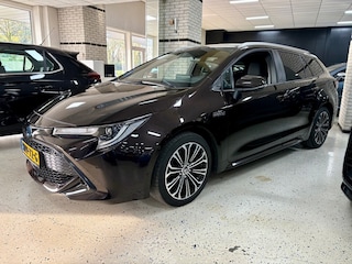 Toyota Corolla 2.0 HYBRID DYNAMIC Multimedia PDC Cam ECC Airco LM Parkeerhulp