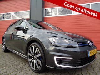 Volkswagen Golf 1.4 TSI GTE 150PK Leer Pano-Dak Clima Cruise NL-Auto Trekhaak Automaat