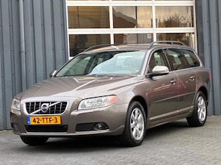Volvo V70 1.6 T4 Limited Edition Automaat Leder Clima Navi Cruise