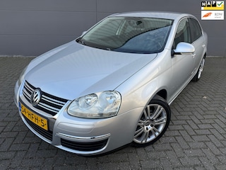 Volkswagen Jetta 1.6 Comfortline*AIRCO*APK*NAP*CRUISE*TERKHAAK