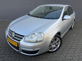 Volkswagen Jetta 1.6 Comfortline*AIRCO*APK*NAP*CRUISE*TERKHAAK