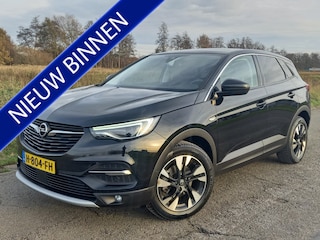 Opel Grandland X 1.2 Turbo Business Executive