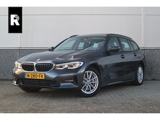 BMW 3-serie Touring 330e xDrive Business Edition Plus Pano dak / Laser / Sportstoelen / Leder /