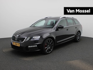 Skoda Octavia Combi 2.0 TSI RS 245 PK | Automaat | Parkeersensoren | Trekhaak | Adaptieve Cruise Control | Navigatie | Apple Carplay & Android Auto | Stoelverwarming | Sportstoelen