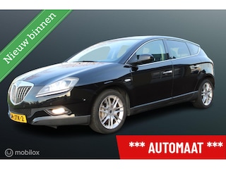 Lancia Delta 1.8-16V Di Oro, Automaat, Schuifdak, Navi, Clima, Pdc, Cruise, Alcantara, Nieuwe Distributie, remmen en banden, goed onderhouden auto