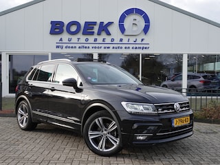 Volkswagen Tiguan 1.5 TSI ACT Highline AUTOM. R-LINE BOMVOL | PANO | LEER | TREKH. | MEMORY