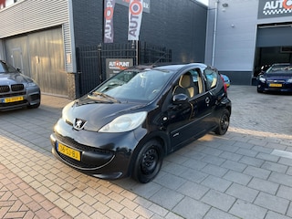 Peugeot 107 1.0-12V XS Stuurbekrachtiging Airco NAP APK 1 Jaar