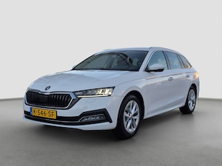 Skoda Octavia Combi 1.0 TSI Business Edition Plus Trekhaak | Stuur+Stoelverwarming | Full LED | Elek. achterklep |  Parkeersensoren | Camera |