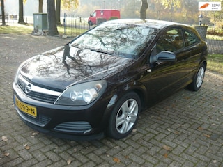 Opel Astra GTC 1.4 Business