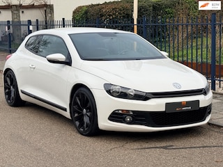 Volkswagen Scirocco 1.4 TSI 90KW 18" / Stoelverwarming / climate control