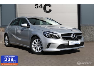 Mercedes-Benz A-klasse 180 2018 Grijs Business led verlichting