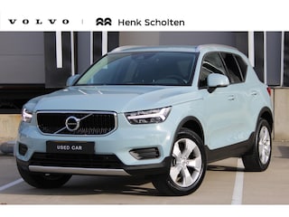 Volvo XC40 T3 Momentum | Semi elektrische trekhaak | Parkeer camera achter | Parkeersensoren voor + achter | Extra getint glas | Navigatiesysteem | Volvo on Call | Start/stop systeem