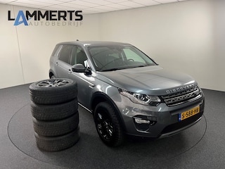 Land Rover Discovery Sport 2.0 TD4 SE Climate / Cruise / Navi / Trekhaak / Camera / Stoelverw / Extra winterset op velg