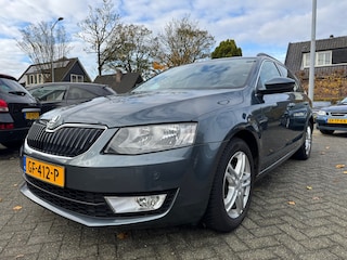 Skoda Octavia Combi 1.2 TSI Greentech Ambition Apk 27/12/26,Airco,Cruise,Navi,Nap,Trekhaak