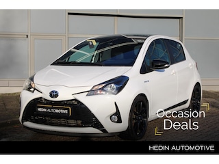 Toyota Yaris 1.5 Hybrid GR-Sport | 10 jaar Fabrieksgarantie* | Navigatie via App | Leder | Camera | Climate control | Stoelverw. | Carplay | LMV 17 inch