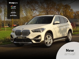 BMW X1 xDrive20i High Exe. X-line LCI | GrootNav | HUD | 4WD | Trekhaak | Leer | Stoelverw | Keyless