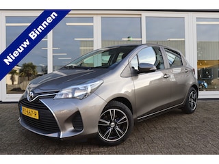 Toyota Yaris 1.0 VVT-i Now, Airco, Prijs Is Rijklaar Inclusief 6 Maanden Garantie