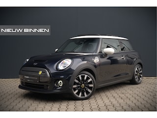 Mini Mini Electric Yours 33 kWh | Panoramadak | Harman Kardon | Head-Up Display | Union Jack | Stoelverwarming | Keyless | Apple Carplay | Navigatie | Camera | Parkeersensoren | Warmtepomp | Leer | Cruise Control | DAB |