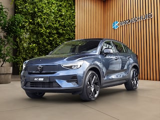 Volvo EC40 300 kW Twin Motor AWD Plus Black Edition | Panoramadak | 360 Camera | Harman/Kardon | Pilot Assist