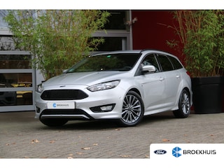 Ford Focus Wagon 1.0 EcoBoost 140pk ST-Line | Navi | Clima | Parkeersens. voor en achter | Trekhaak | 17''