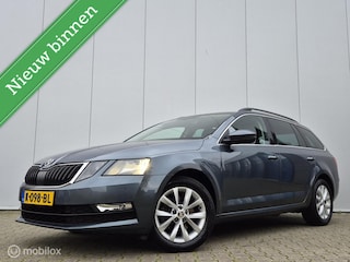 Skoda Octavia Combi 1.5 TSI AUTOMAAT/HALF LEDER/LED/CARPLAY/PDC/CRUISE/NAVI/16''LMV