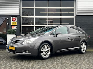 Toyota Avensis Wagon 1.8 VVTi, Airco, Bluetooth, Cruise, Trekhaak, Navi, NAP