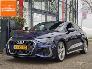 Audi A3 Limousine 35 TFSI S edition AUTOMAAT | Airco | Navigatie | Parkeersensoren | Cruise Control | Licht metalen velgen