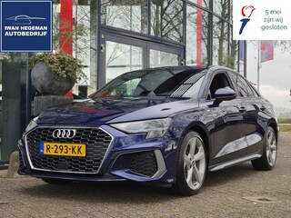 Audi A3 Limousine 35 TFSI S edition AUTOMAAT | Airco | Navigatie | Parkeersensoren | Cruise Control | Licht metalen velgen