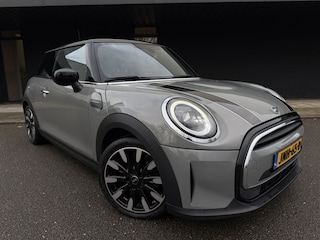 Mini Cooper 1.5 // Automaat // Facelift //