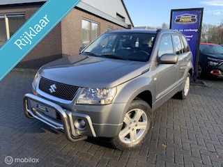 Suzuki Grand Vitara 2.0-16V High Exective|Leer|Key-less|C/C