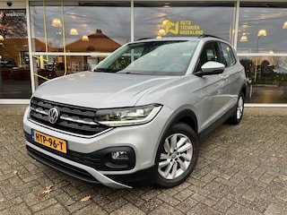 Volkswagen T-Cross 1.0 TSI LIFE LED | ACC | PDC | CARPLAY | STOELVERWARMING |